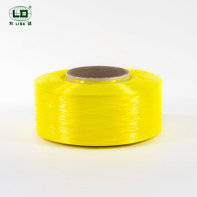 Avantages du fil de filament teint en nylon 6 entièrement terne