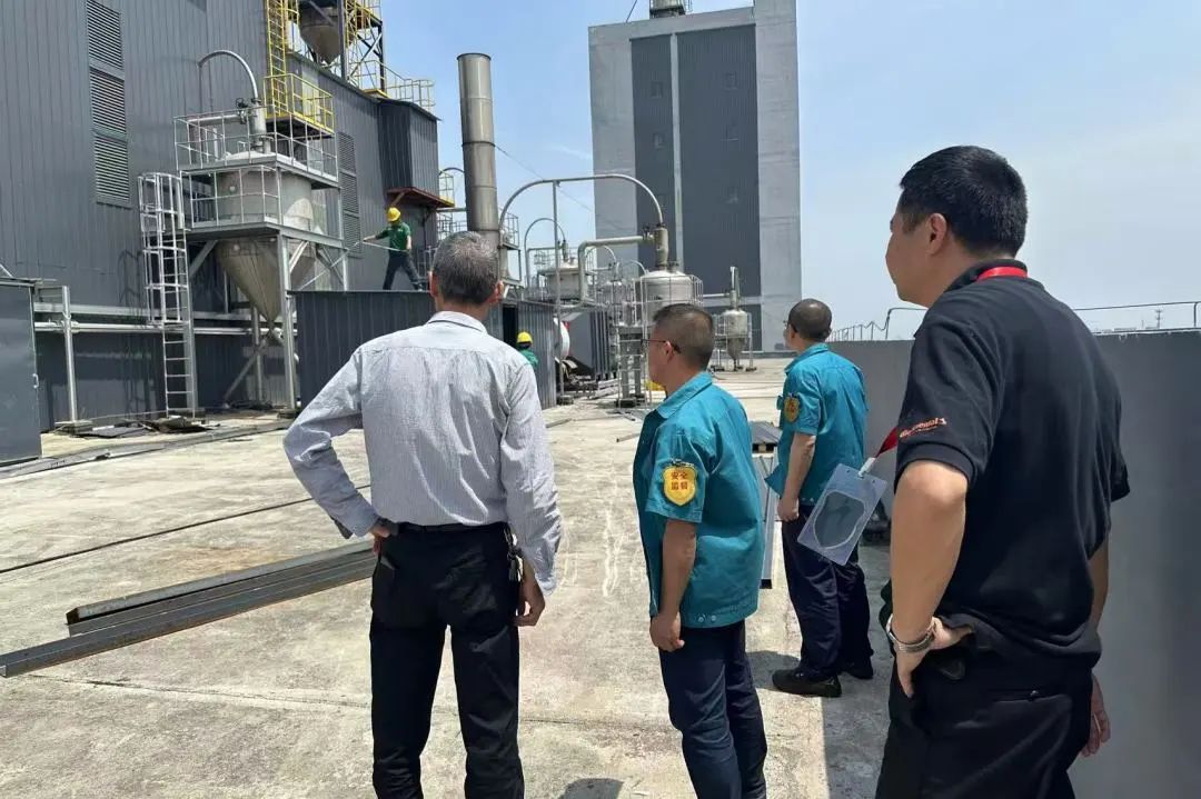 Le polyester Changshu effectue des inspections de sécurité avant les vacances du 1er mai