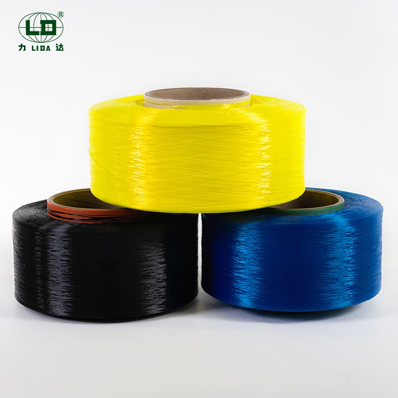 Pourquoi le fil de filament anti-UV en polyester a-t-il teint le fil de filament ne s'est-il pas décoloré au soleil?