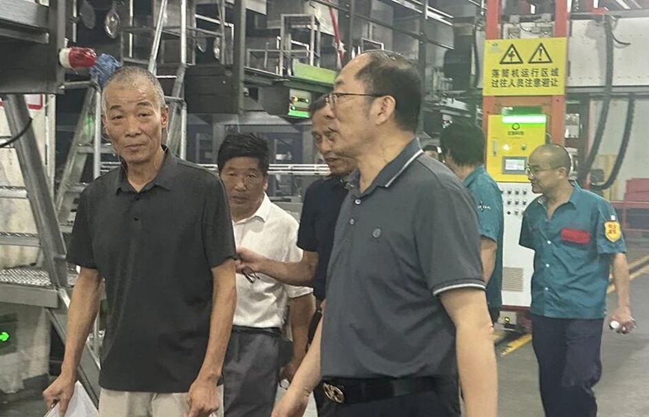 Changshu Polyester effectue des inspections de sécurité avant la fête nationale et la fête de la mi-automne.