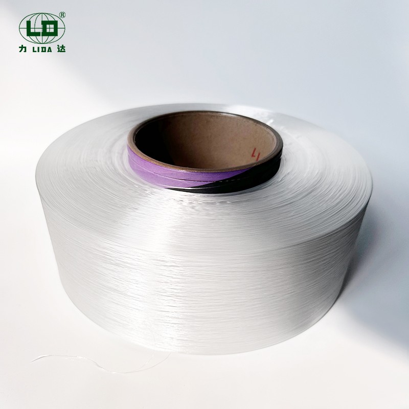 Fil de filament de polyester semi-terne